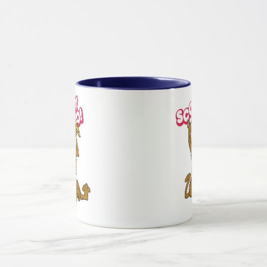 Scooby Doo mit Pizza Slice Tasse (Zentrum)
