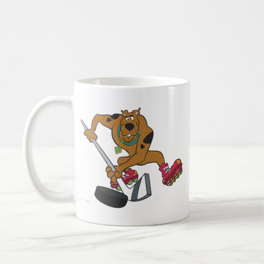 Scooby-Doo Playing Hockey Kaffeetasse (Links)