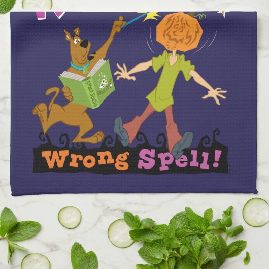 Scooby-Doo | Ruh Roh! Falscher Zauber! Geschirrtuch (Gefaltet)