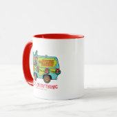 Scooby-Doo & Shaggy in der Holiday Mystery Machine Tasse (Vorderseite Links)