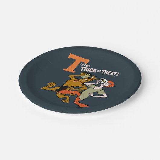 Scooby-Doo | T ist für Trick oder Treat Pappteller (Schrägansicht)