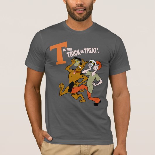 Scooby-Doo | T ist für Trick oder Treat T-Shirt (Vorderseite)