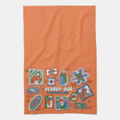 Scooby-Doo Wall of Halloween Picture Frames Geschirrtuch (Vertikal)