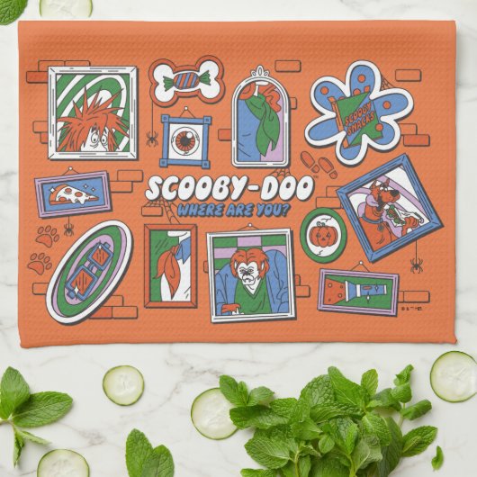 Scooby-Doo-Wand aus Halloween-Bilderrahmen Geschirrtuch (Gefaltet)