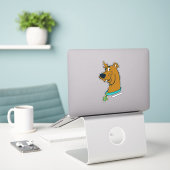 Scooby-Doo Winking Aufkleber (Laptop auf Schreibtisch)
