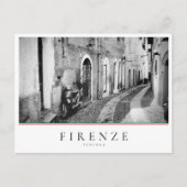 Scooter in einer Straße in Italien in Schwarz-Weiß Postkarte (Vorderseite)