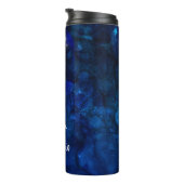 Scorpio Zodiac Constellation Blue Galaxy Monogramm Thermosbecher (Nach rechts gedreht)