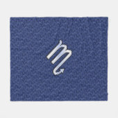 Scorpio Zodiac Sign auf Navy Blue Camouflage Fleecedecke (Vorderseite (Horizontal))