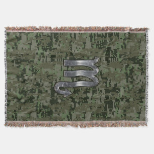 Scorpio Zodiac Sign Woodland Digital Camouflage Decke
