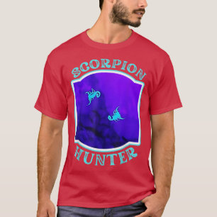 Scorpion Jagen Arachnids Wüste Nachtwache T-Shirt