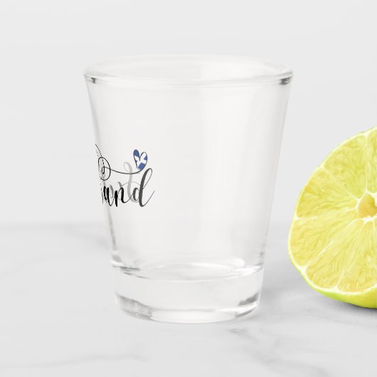 Scotland Flag in Heart (Schottischer Salreifen) Schnapsglas (Rechts)
