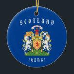 Scotland Trip Christmas Ornament<br><div class="desc">Unser Ornament ist ein wunderschönes Sake-Ornament einer Reise nach Schottland, die Sie für Jahre an eine wunderbare Reise erinnern wird. Stellen Sie sich vor, wie lustig es sein kann, an eine Reise und Erfahrungen mit Freunden und Familie zu erinnern. Auf der einen Seite ist das schottische Wappen und auf der...</div>