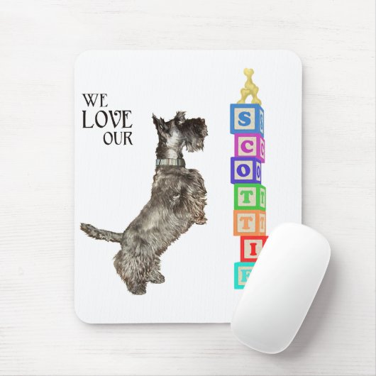 Scottie Finds a Prize Mousepad (Mit Mouse)