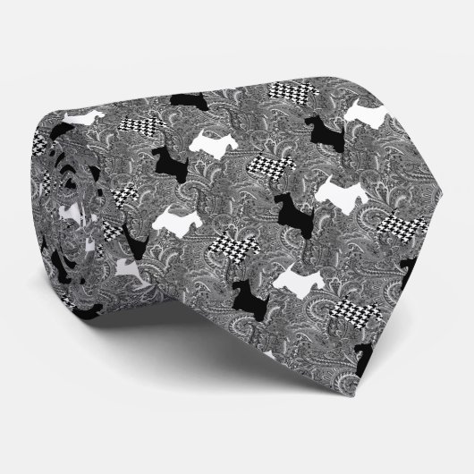 Scotties und Paisley Krawatte (Gerollt)