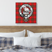 Scottish Clan Stuart Tartan und Wappen Leinwanddruck (Insitu (Schlafzimmer))