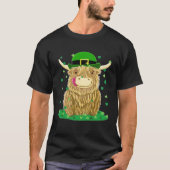 Scottish Highland Cow With Shamrocks St Patrick's  T-Shirt (Vorderseite)