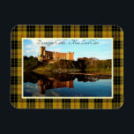 Scottish MacLeod Clan Dunvegan Castle Magnet<br><div class="desc">Dunvegan Castle, auf der Insel Skye, Schottland, reflektiert in Loch Dunvegan. Es ist seit dem 12. Jahrhundert Sitz von MacLeod, Chef des Clan MacLeod. Es wird angenommen, dass es der Anfang einer nordischen Festung war. Die heutige Burg wurde im 13. Jahrhundert erbaut und wuchs und entwickelte sich im Laufe der...</div>