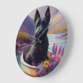 Scottish Terrier on a Paddle: Ein Landschaftliches Große Wanduhr (Winkel)