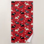 Scottish Terrier Paws and Bones Red Strandtuch (Vorderseite)