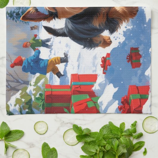 Scottish Terrier Running Snow mit Weihnachtshut Geschirrtuch (Gefaltet)