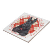 Scottish Terrier über Tartan Fliese (Seite)