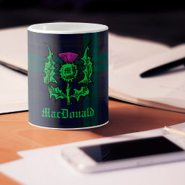 Scottish Thistle auf Dark Tartan Individuelle Name Kaffeetasse