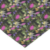 Scottish Thistle Cottagecore Pattern Tischdecke (Schrägansicht)