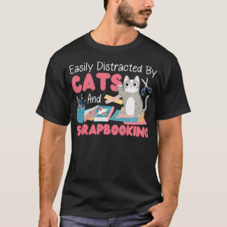 Scrapbooking-Katze leicht ablenkbar durch Katzen u T-Shirt