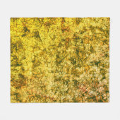 Scratches auf einem leicht gepunkteten ochgelben B Fleecedecke (Vorderseite (Horizontal))