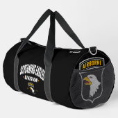 Screaming-Adler - 101. Im Flugzeug Division Custom Duffle Bag (Rechte Ecke)