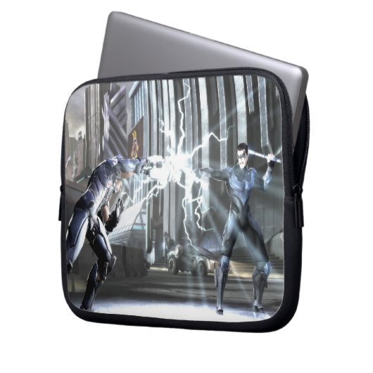 Screenshot: Cyborg vs Nightseeing 4 Laptopschutzhülle (Vorderseite Links)