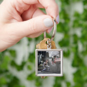 Screenshot: Cyborg vs Nightwing Schlüsselanhänger (Hand)