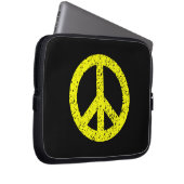 Scribble Stenciled Peace Symbol - Gelb auf schwarz Laptopschutzhülle (Vorne Rechts)