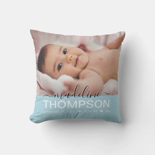 Script Blue Baby Newborn Keepake Name Foto Kissen (Vorderseite)