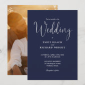 Script Calligraphy Foto Navy Blue Wedding Einladung (Vorne/Hinten)
