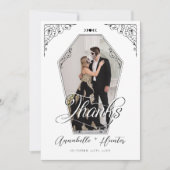 Script Coffin Foto Gothic Halloween Hochzeit Dankeskarte (Vorderseite)