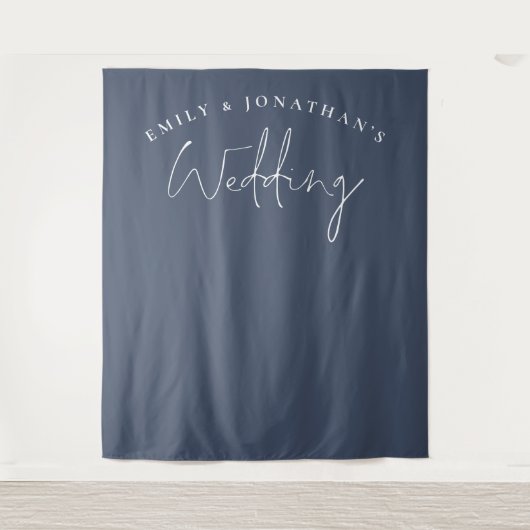 Script Dusty Navy Blue Wedding Foto Hintergrund Wandteppich (Vorderseite)