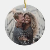 Script First Christmas Mr & Mrs Wedding Photo Keramik Ornament (Vorne)