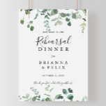 Script Green Foliage Probe Dinner Willkommen Poster<br><div class="desc">Dieses Drehbuch Grün Grün Grün Probe Dinner Willkommensschild ist perfekt für eine moderne Hochzeitsfeier Probe. Das Design ist mit Aquarellfarben handgezeichnet eleganten botanischen Eukalyptuszweigen und Blätter,  die in schönen Bouquets und geometrischen Mustern angeordnet sind.</div>