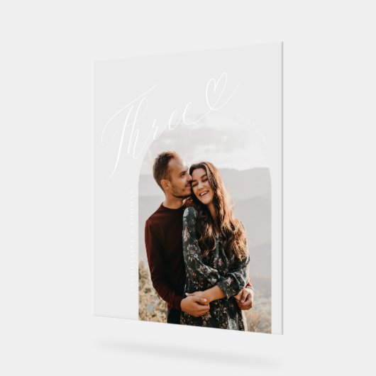 Script Heart Foto Hochzeit Tischnummer Drei Acrylschild (Winkel)