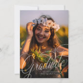 Script Modern Foto Graduation Party Einladung (Vorderseite)