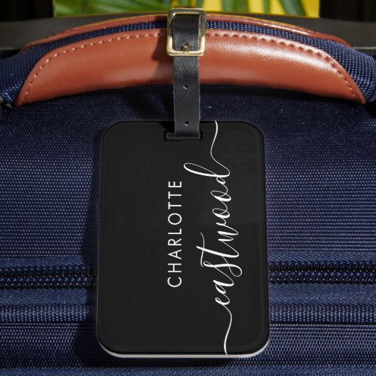 Script Monogram Black Luggage Tag Gepäckanhänger (Vorderseite Insitu 2)