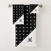 Script Monogram White on Black Polka Dot Pattern Badhandtuch Set (Insitu)