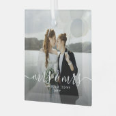 Script Mrs & Mrs Newlyweds Photo Christmas Ornament Aus Glas (Vorderseite links)