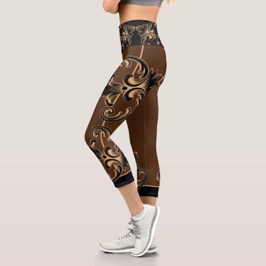 Scroll Capri Leggings (Links)