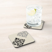 Scroll Damask Art I Black Gray Creme Getränkeuntersetzer (Rechte Seite)