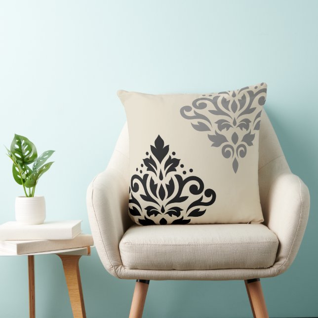 Scroll Damask Art I Black Gray Creme Kissen (Stuhl )