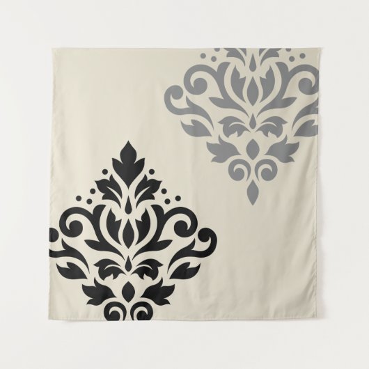 Scroll Damask Art I Black Gray Creme Wandteppich (Vorderseite)