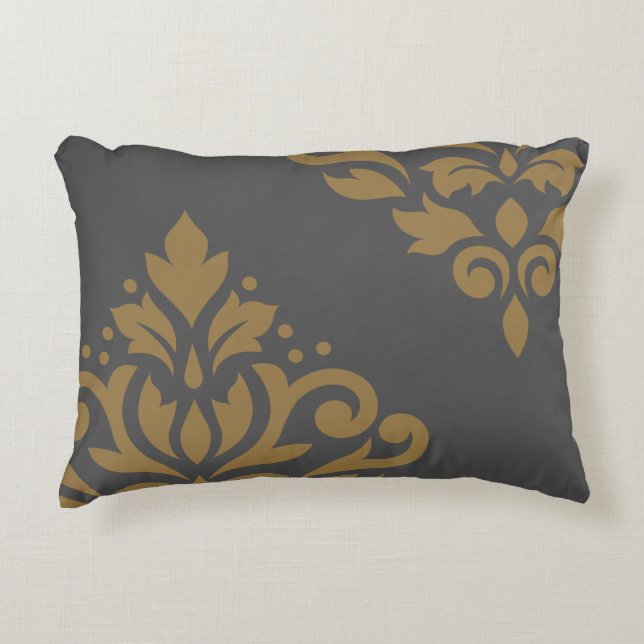 Scroll Damask Art I Gold auf Grau Dekokissen (Vorderseite)
