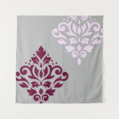 Scroll Damask Art I Plum Pink Gray Wandteppich (Vorderseite)